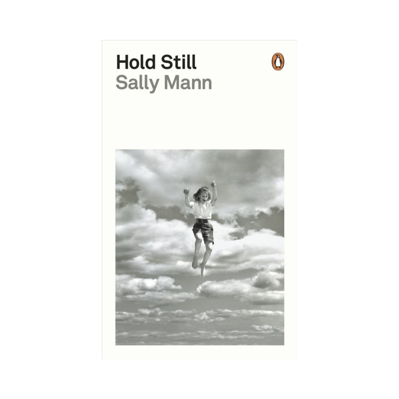 Hold Still : A Memoir with Photographs